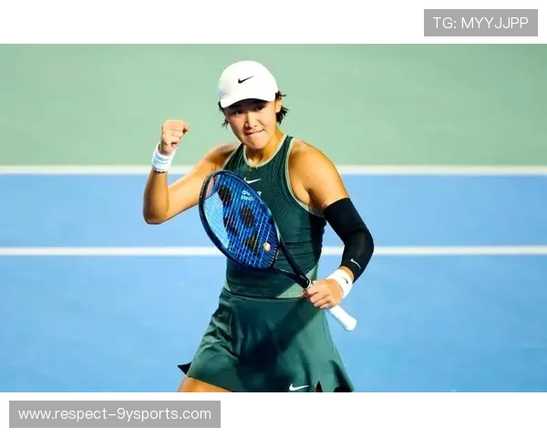 网球大满贯赛季激烈开战 球员表现引发全球关注